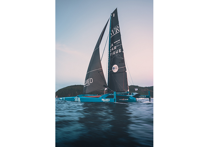 Foto El trimarán SVR-Lazartigue, desarrollado con la plataforma 3DEXPERIENCE de Dassault Systèmes, queda segundo en su primera regata en alta mar, la Transat Jacques Vabre 2021.